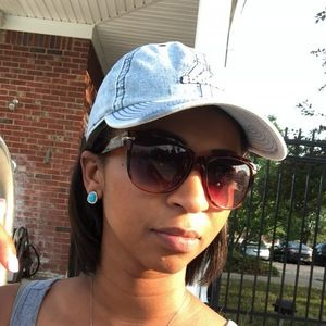 Meet your Posher, Tesha